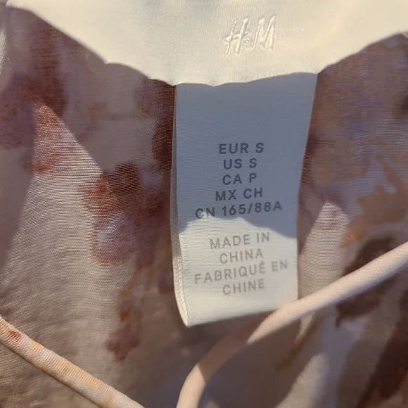 H & M Long Sleeve Pink Floral Blouse Size Small - Picture 5 of 9